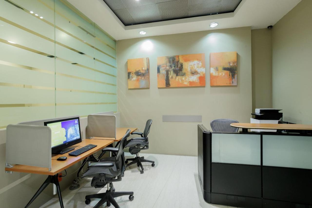 ホテル カミノ リアル サンタフェ メキシコシティ エクステリア 写真 Business Center