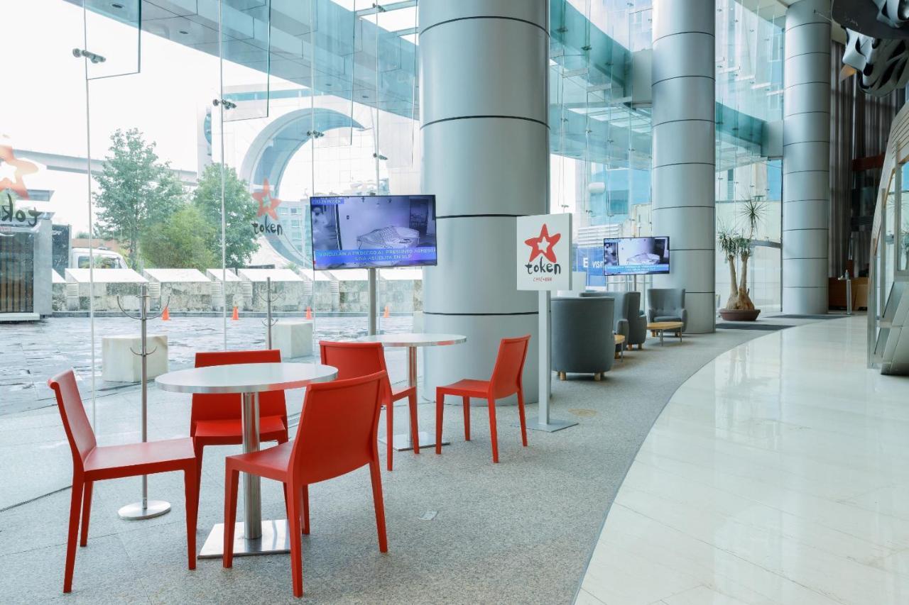 ホテル カミノ リアル サンタフェ メキシコシティ エクステリア 写真 The lobby of the new building